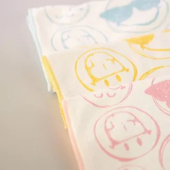 Asciugamano Piccolo Collezione Smiley World - Giallo*MINISO Discount